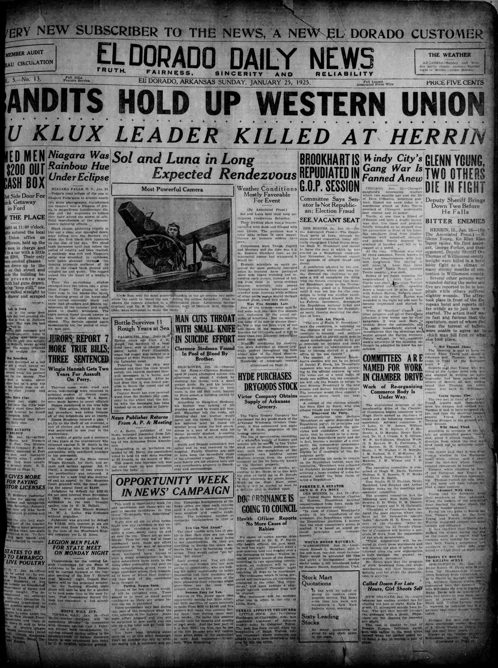 Front page of the El Dorado Daily News, El Dorado, Arkansas, 25 January 1925